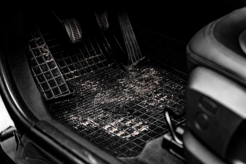 How to Remove Salt Stains from Car Carpets and Mats: A Step-by-Step Guide