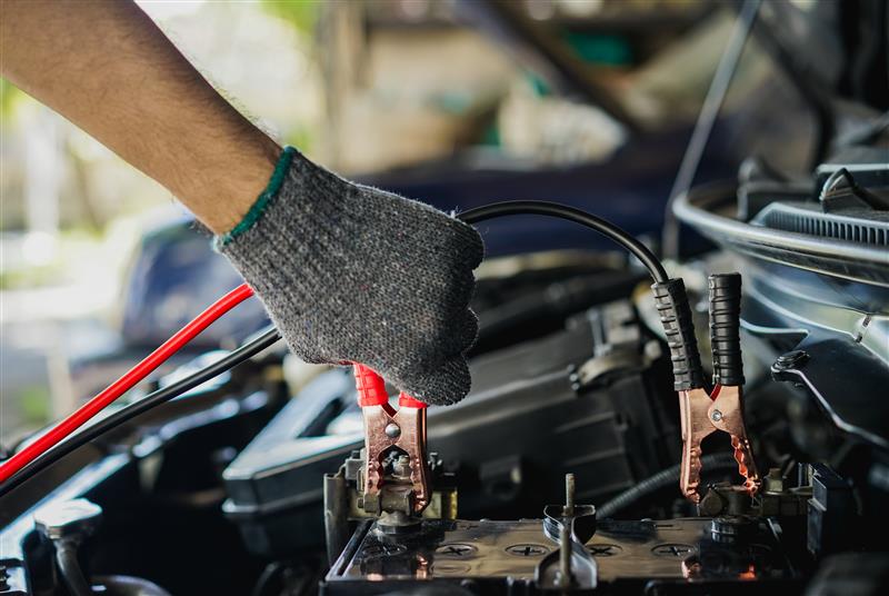 How to Safely Jump-Start Your Car in Minutes