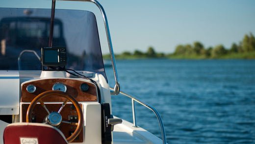 How to Clean a Glass Boat Windscreen - Stoner Car Care