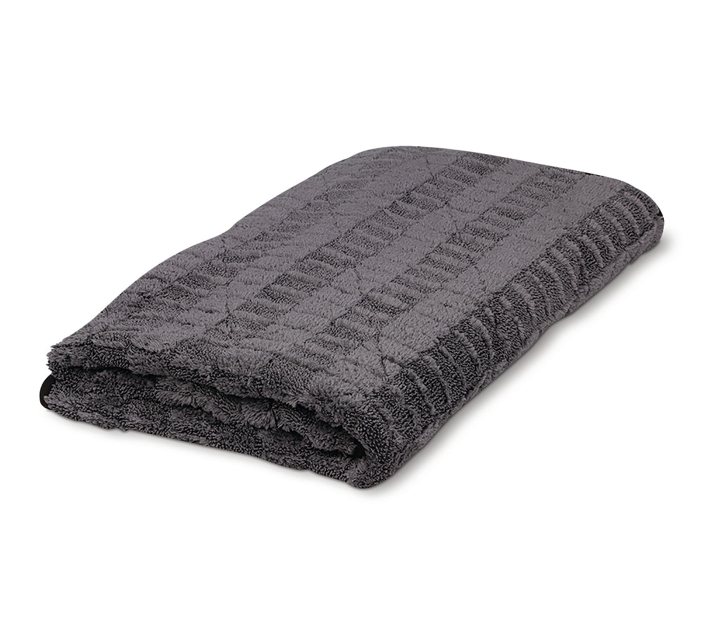 The Gauntlet XL Premium Drying Towel – 30in X 36in